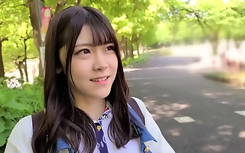 JAV Idol Akari Minase's Alluring Body and Sensual Moves in Full Video - Unmissable!