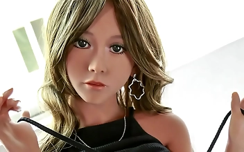 Introducing the Luscious Brunette Teen Sexdoll for a Quick Cumshot!