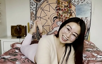 Masturbation Videos ~ Exclusive Feature on Cute Chinese Girl's Joyful Experience